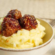 Vietnamesische Meat Balls mit Kartoffelstampf in 45 Minuten