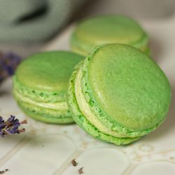 Macarons selber backen: Französisches Rezept mit Füßchen Macarons