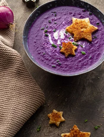 Winterliche Rotkohlsuppe