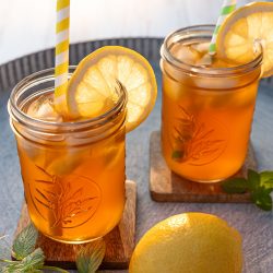 Der einfachste Zitronen-Eistee: Unser liebstes Sommer-Rezept Lemon Iced Tea