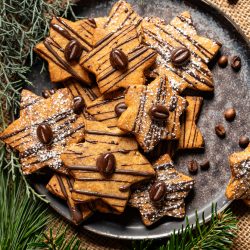 Vegane Mokka-Sterne nach Omas Rezept Vegane Mokka-Sterne nach Omas Rezept